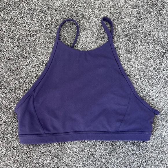 Lululemon twist and reach bra - Picture 4 of 4